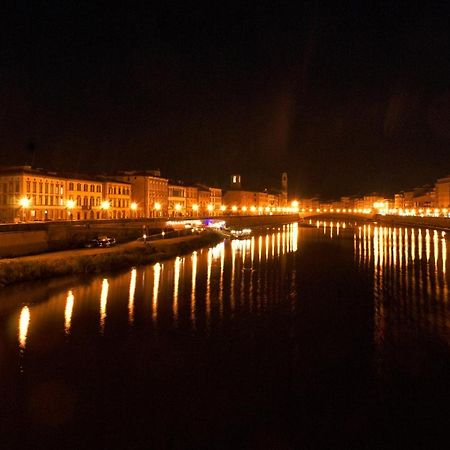 Nice Apartment On The Riverside Pisa Esterno foto