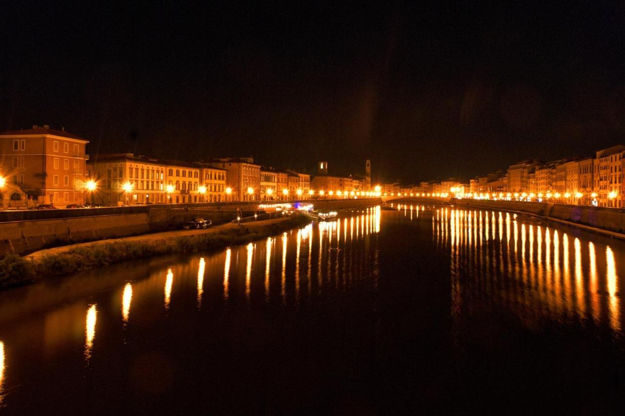 Nice Apartment On The Riverside Pisa Esterno foto